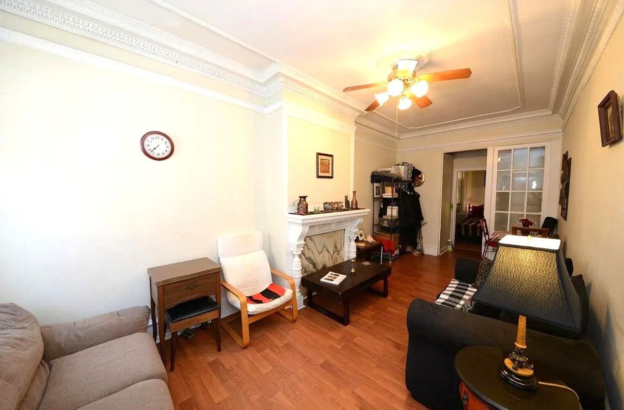Camac St N 2213 - Photo 6 of 49