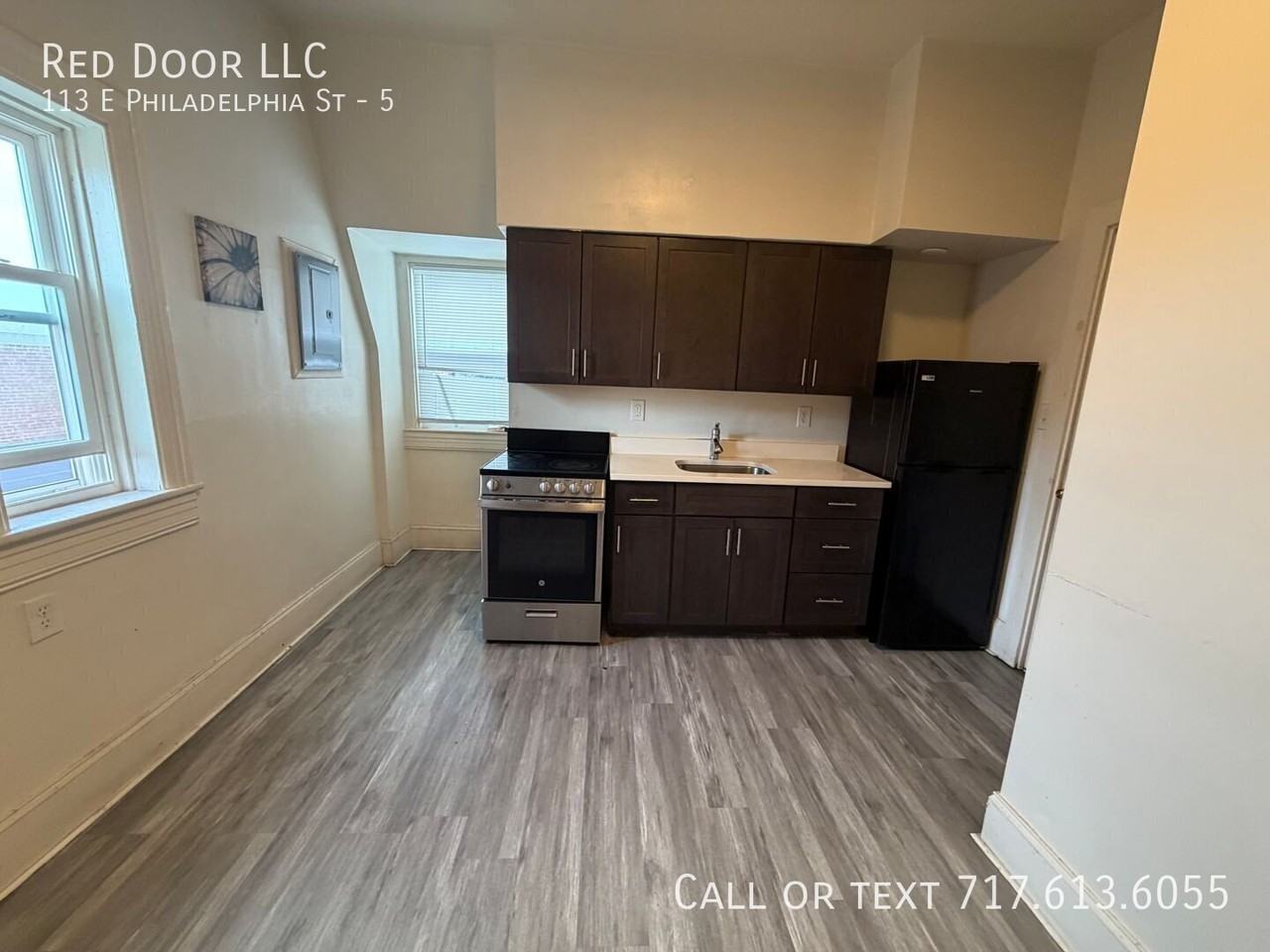 113 E Philadelphia St #5 - Photo 2 of 9