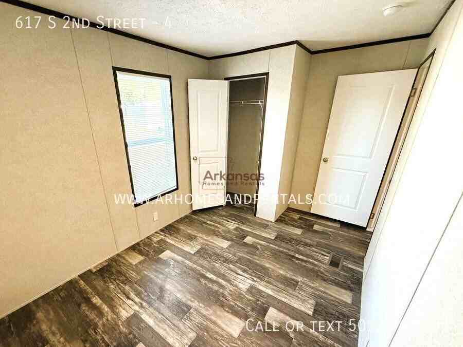 617 S 2nd St #4 - Photo 7 of 11