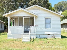 featured image of 115 S Palm St