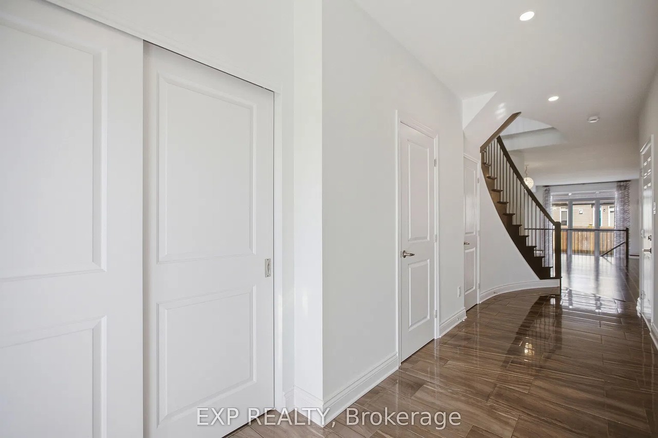 704 Brian Good Avenue - Photo 2 of 32