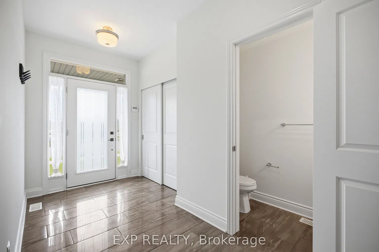 704 Brian Good Avenue - Photo 3 of 32