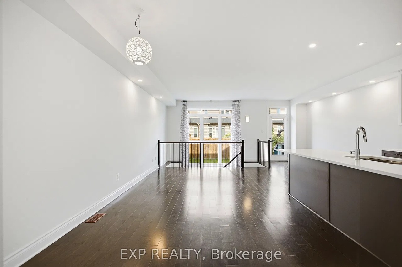 704 Brian Good Avenue - Photo 5 of 32