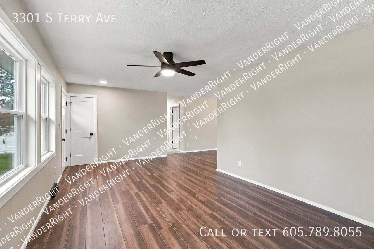3301 S Terry Ave - Photo 3 of 50