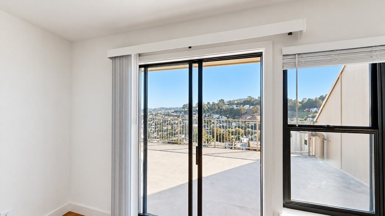 2037 Castro St #22 - Photo 4 of 14