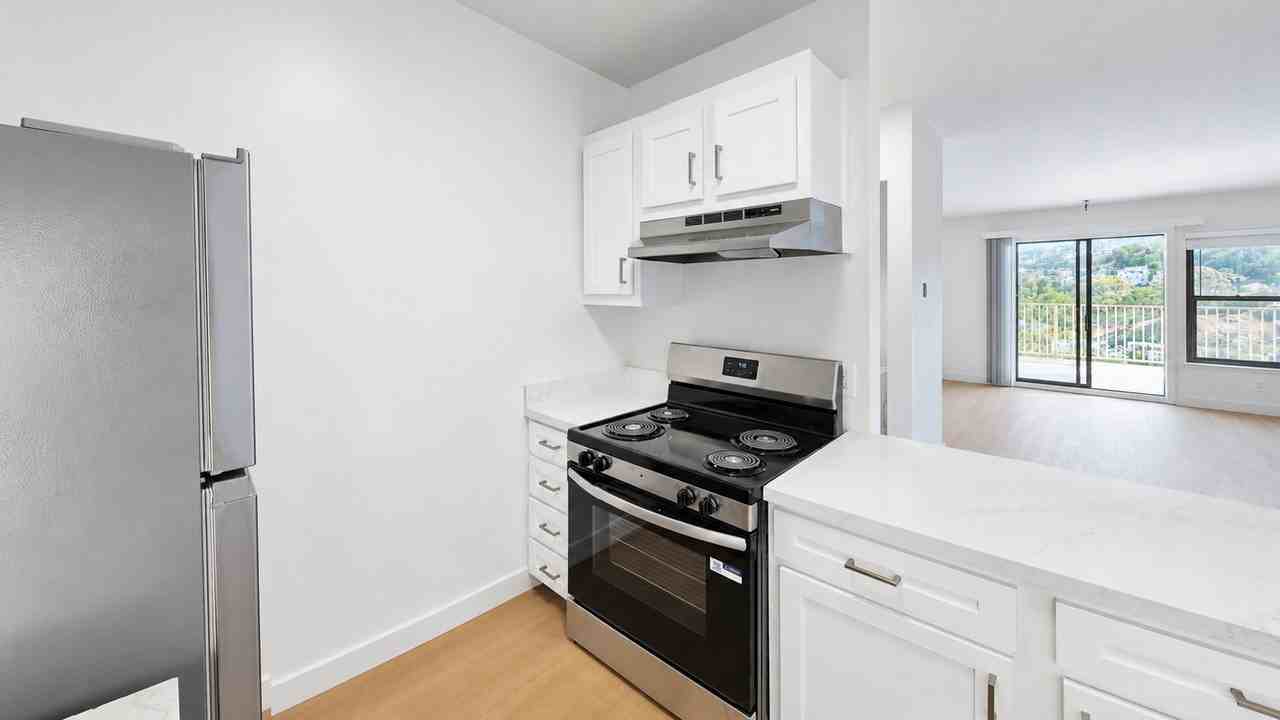 2037 Castro St #22 - Photo 6 of 14