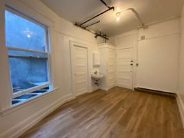 featured image of 833 Kearny St #46