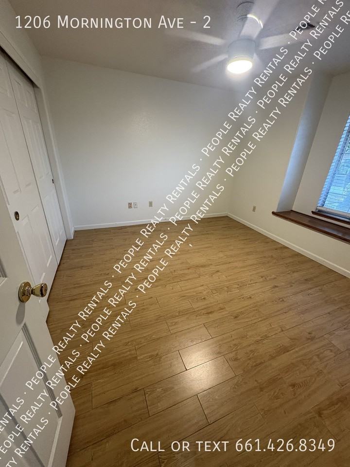 1206 Mornington Ave #2 - Photo 3 of 13