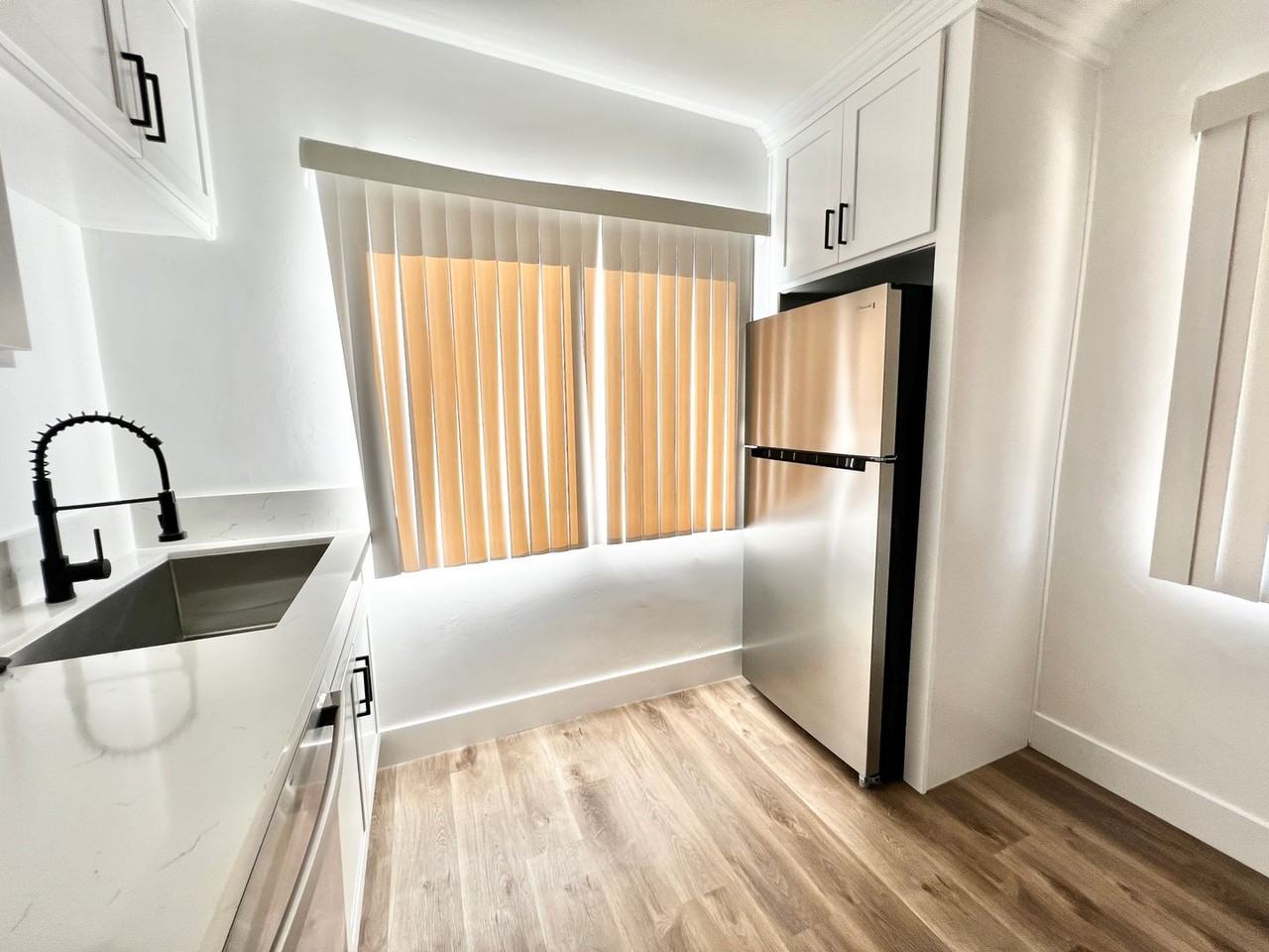 Two Bedroom Apartment Coming Soon in West Adams! - Photo 6 of 11