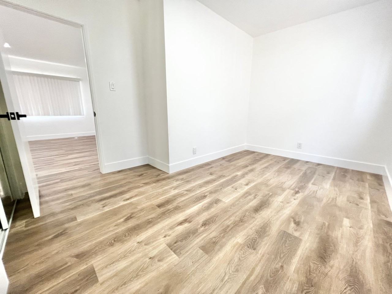 Two Bedroom Apartment Coming Soon in West Adams! - Photo 7 of 11