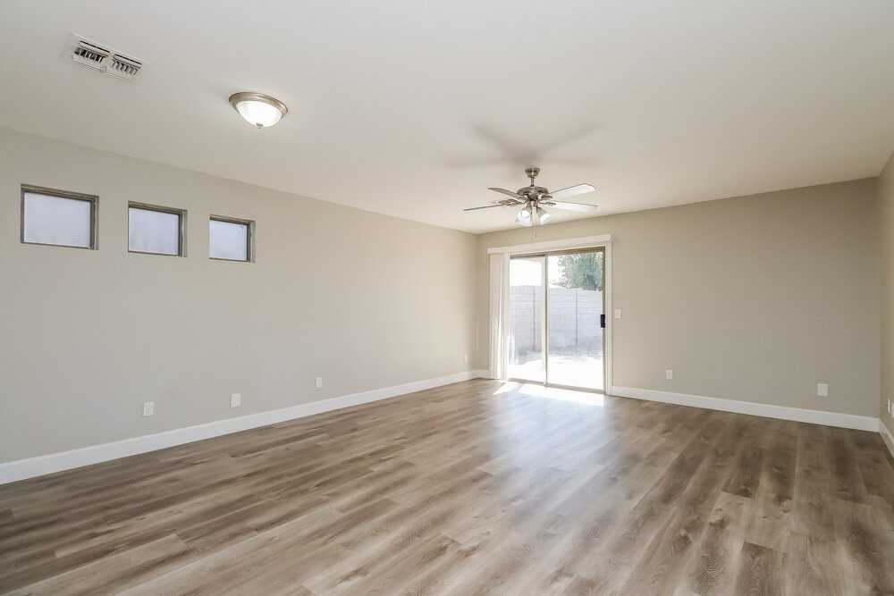 1315 W 17th Ave - Photo 3 of 16