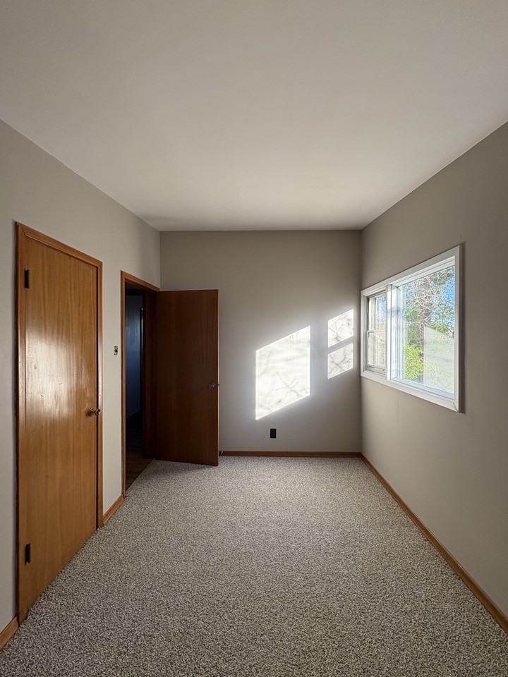 211 Harper Ave - Photo 7 of 9