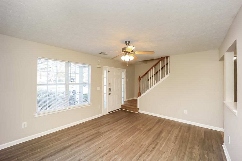 11 Austin Ct - Photo 6 of 17