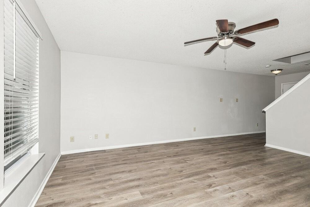 2858 Ludwig Dr - Photo 5 of 17