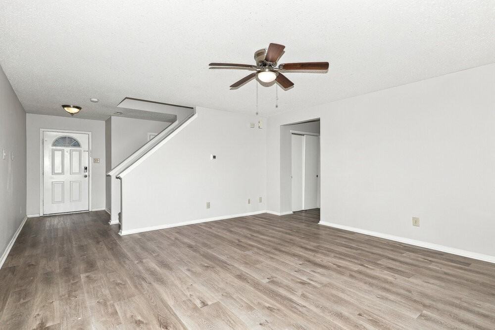 2858 Ludwig Dr - Photo 6 of 17
