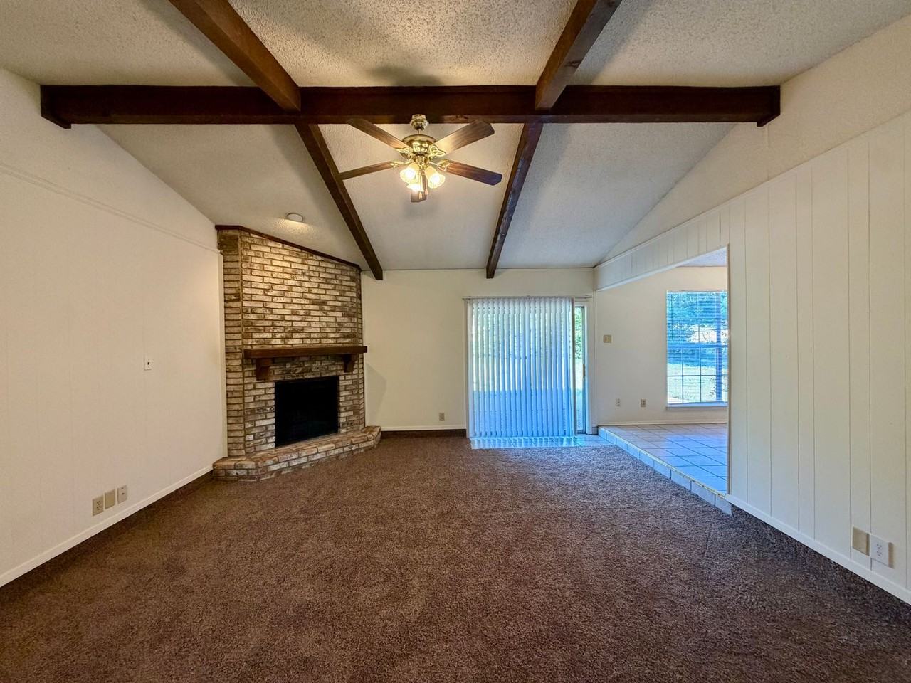 308 Cedarwood Ln - Photo 5 of 13