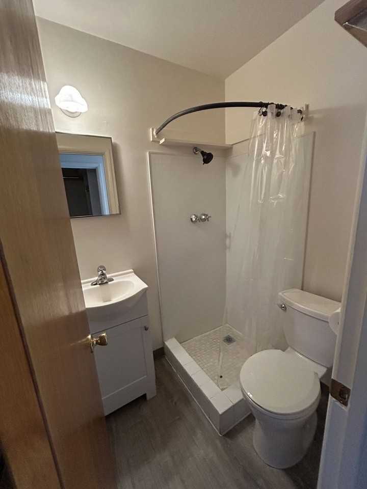 612 Stover St. - Photo 5 of 21