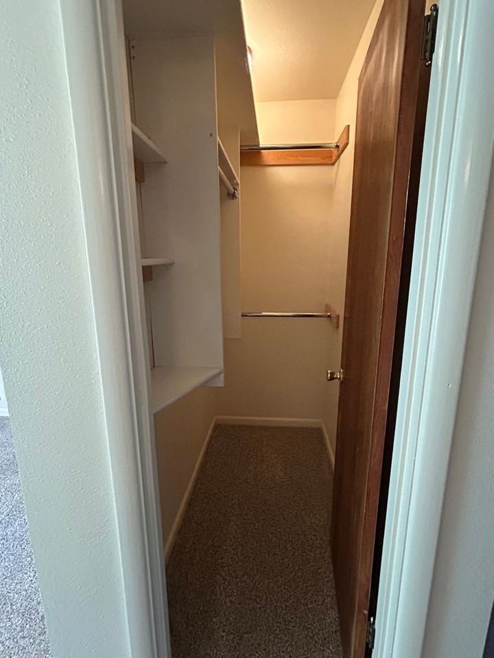 612 Stover St. - Photo 6 of 21