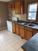 1021 W 5th St - Photo 1 of 1