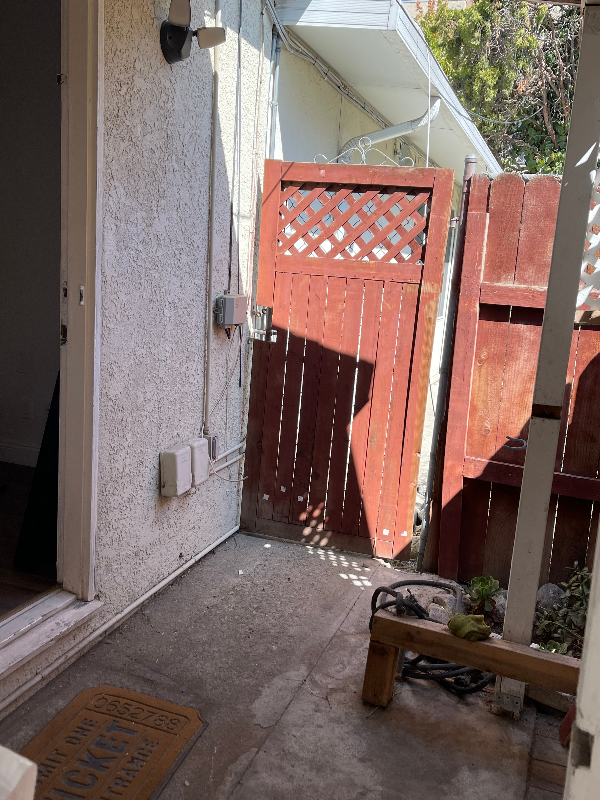 2513 Manhattan Ave #A - Photo 6 of 6