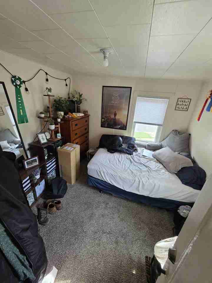 227 S 4th St #2 - Photo 4 of 15