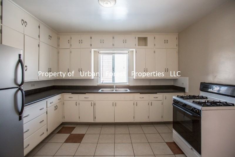 4525 E 16th Ave - Photo 5 of 14