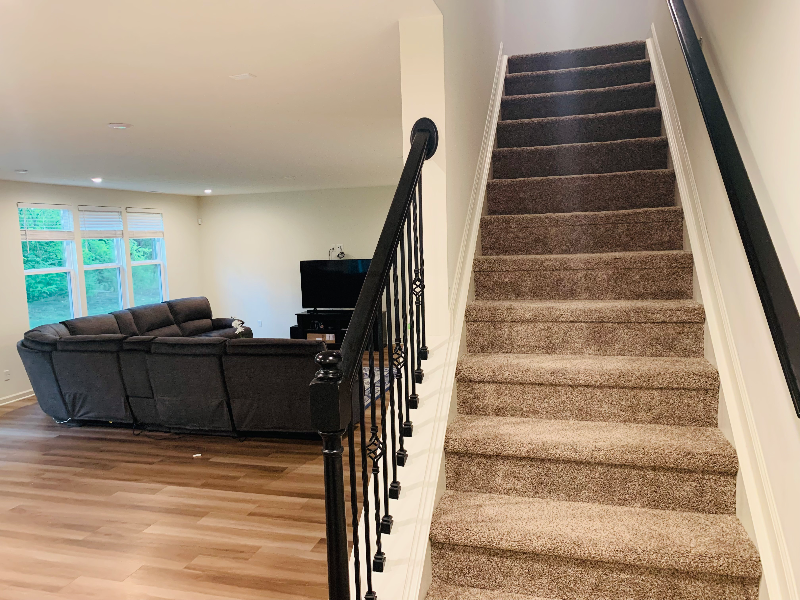 5370 Lavender Dr - Photo 4 of 7