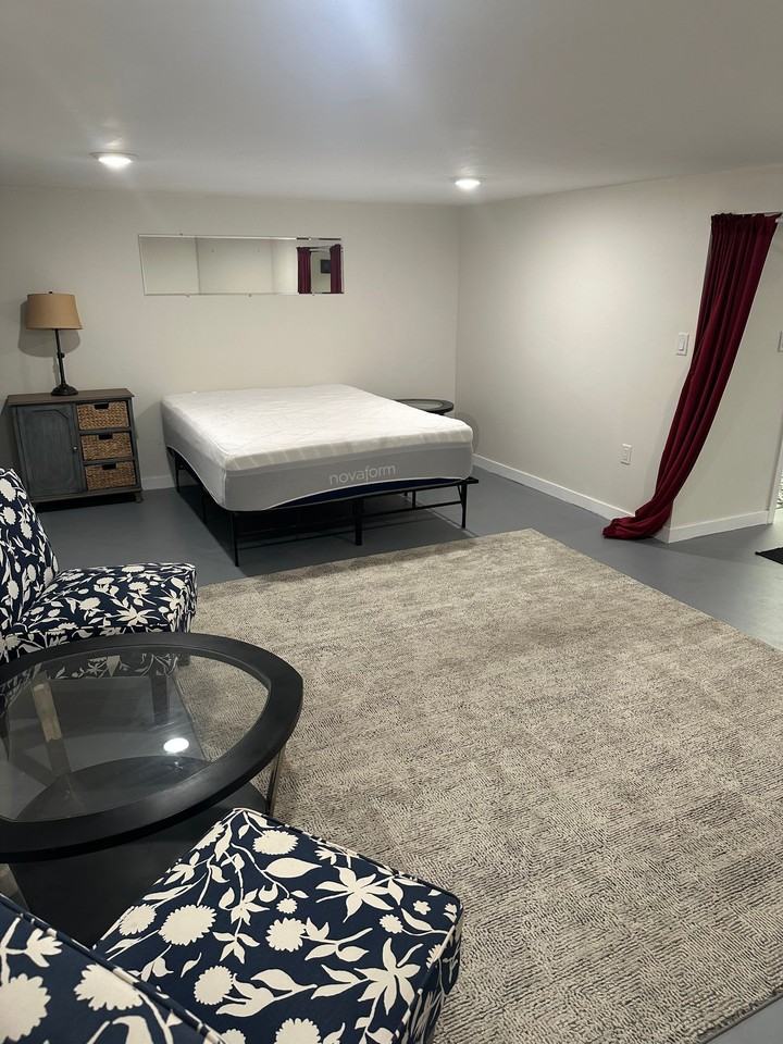 1 Bedroom #IN - Photo 3 of 14