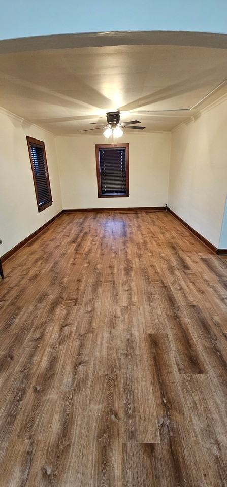 208 W Sycamore St #2B - Photo 6 of 9