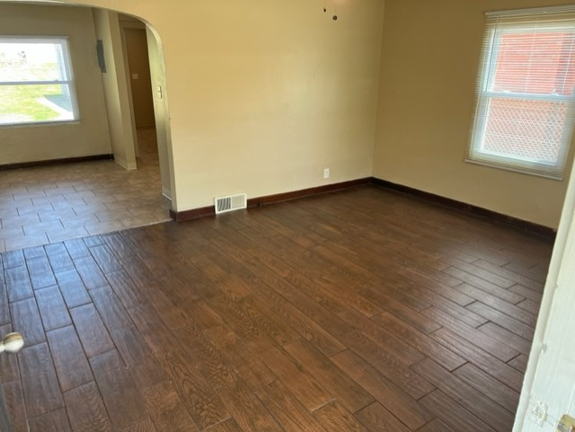 4122 Brandon Rd - Photo 2 of 18