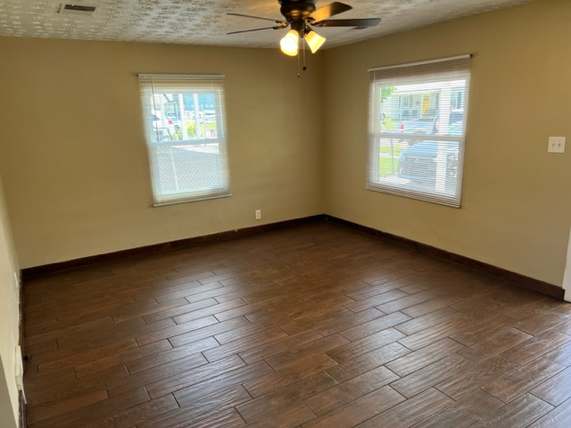 4122 Brandon Rd - Photo 4 of 18