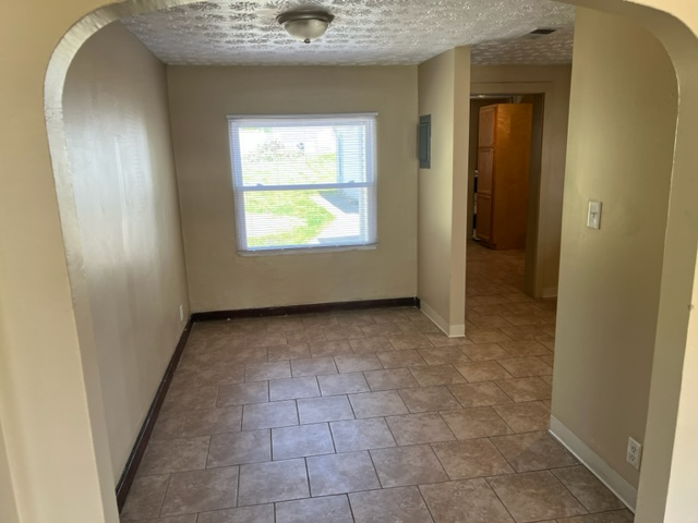 4122 Brandon Rd - Photo 5 of 18
