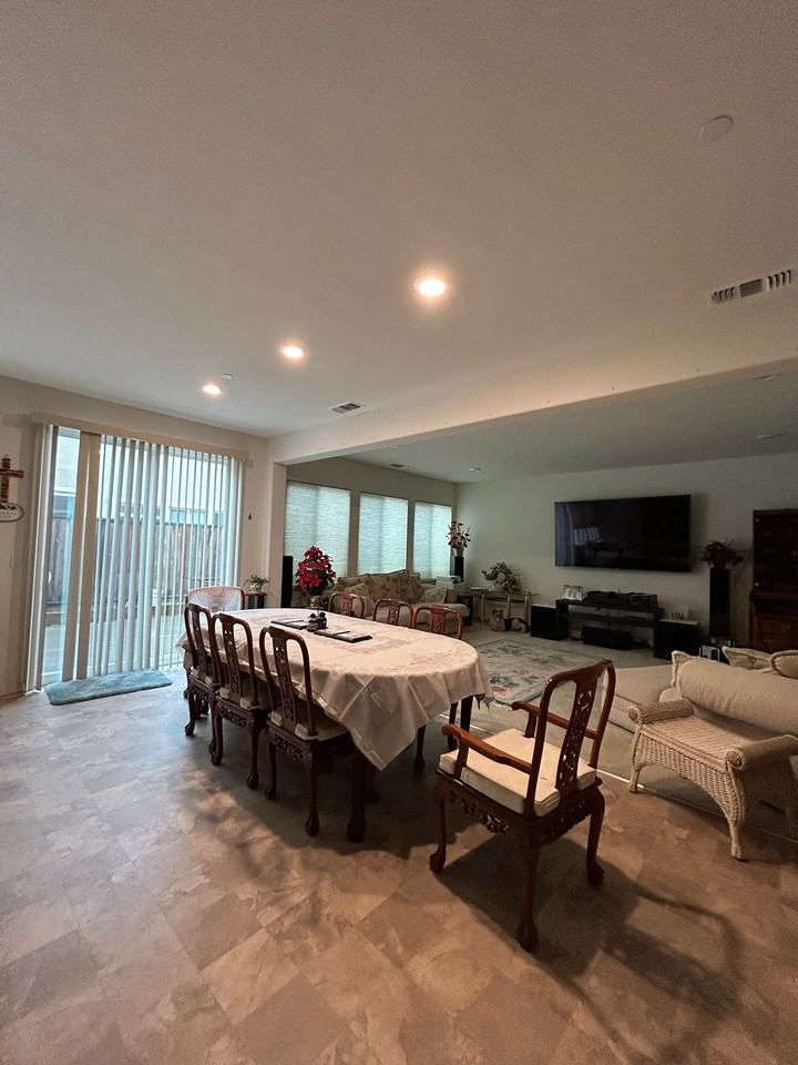 5560 Kenneth Pl - Photo 6 of 7
