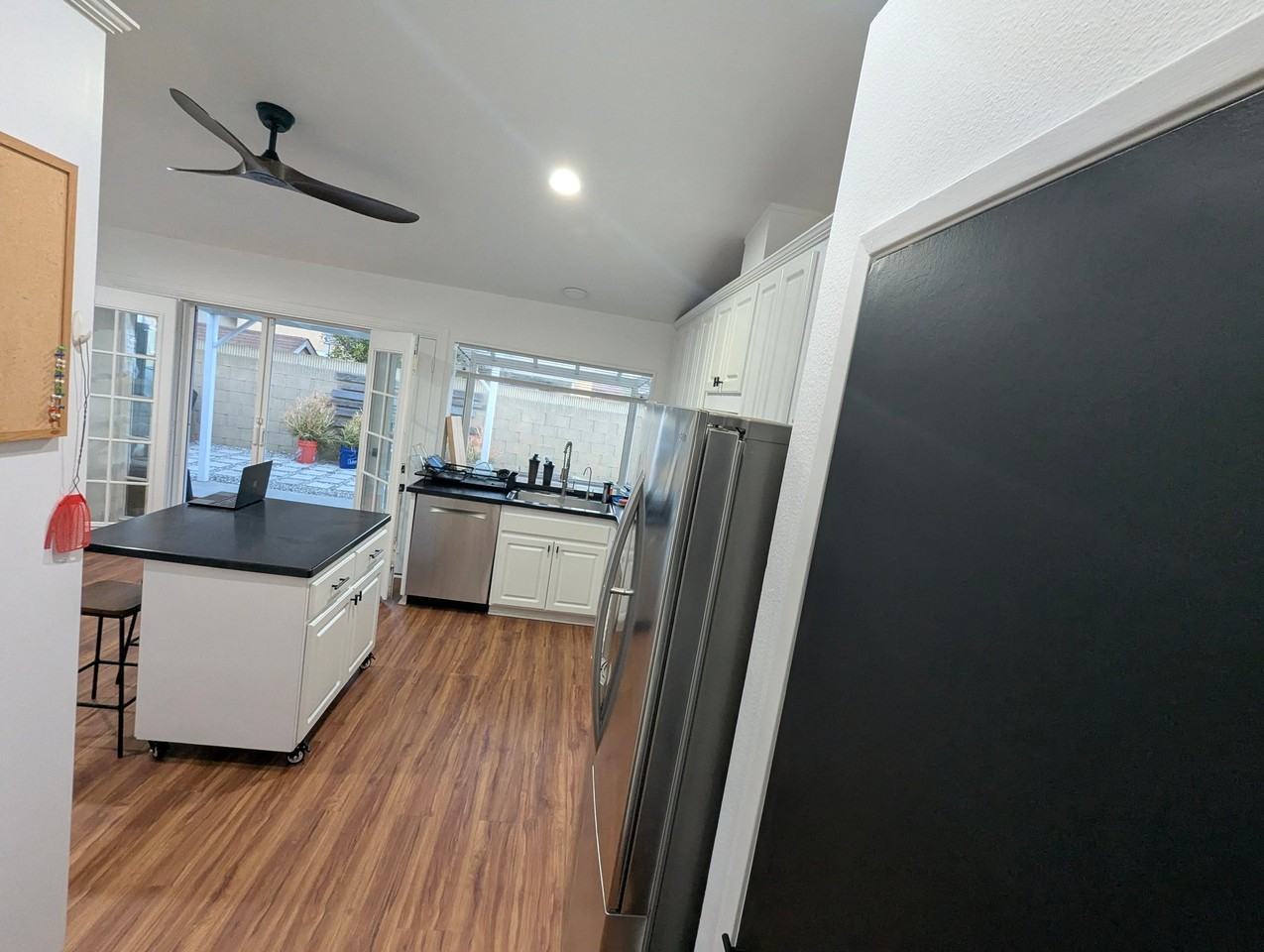 23324 Maltby Pl - Photo 4 of 10