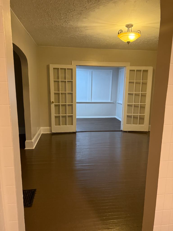 630 Perry Ave Sw - Photo 5 of 19