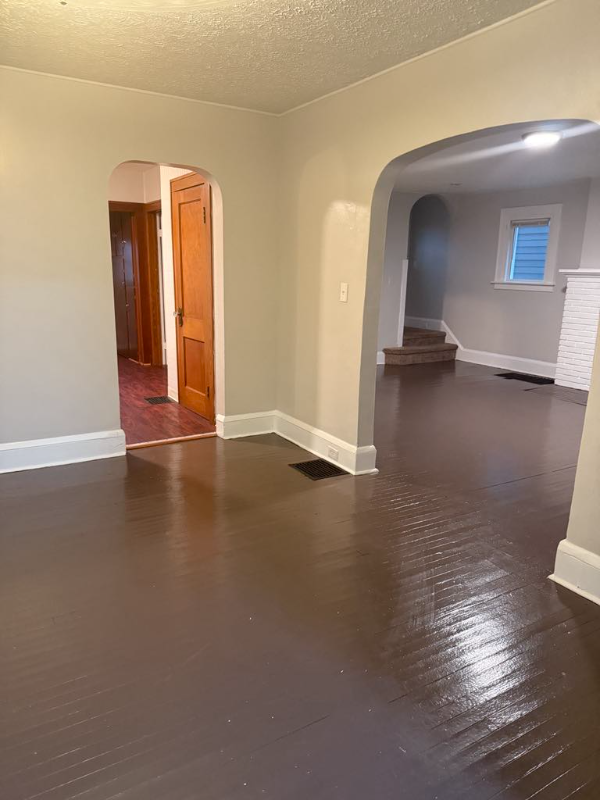 630 Perry Ave Sw - Photo 7 of 19