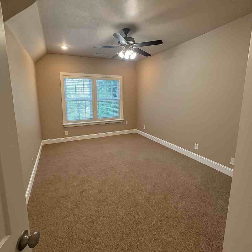 2205 College Ave #101 - Photo 5 of 13