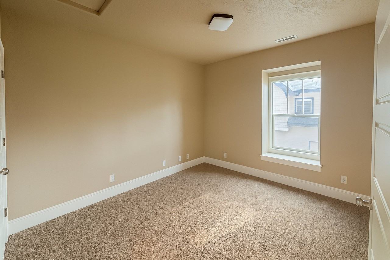 2205 College Ave #101 - Photo 7 of 13