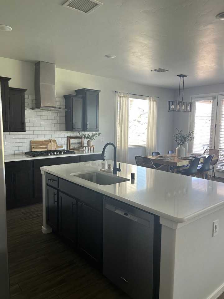 4021 Spicewood Ct - Photo 3 of 19