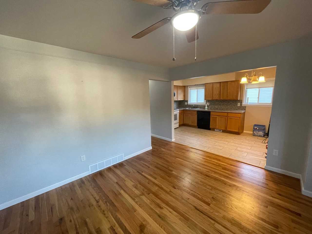 12552 Huron St - Photo 4 of 17