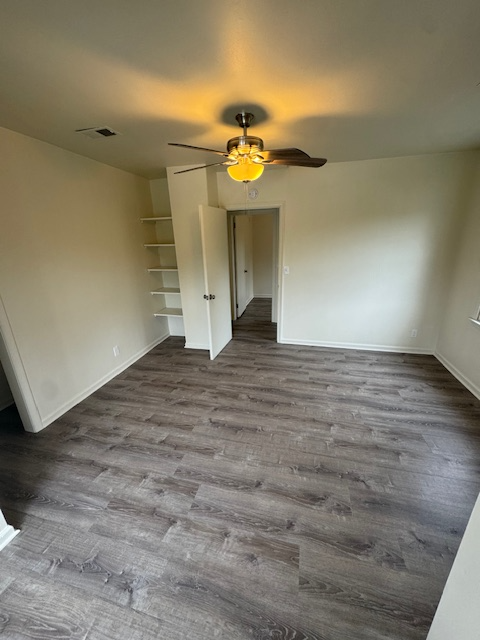 829 Foster Ave #B - Photo 4 of 7