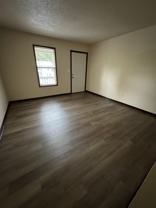 711 W Washington Ave #4 - Photo 1 of 1