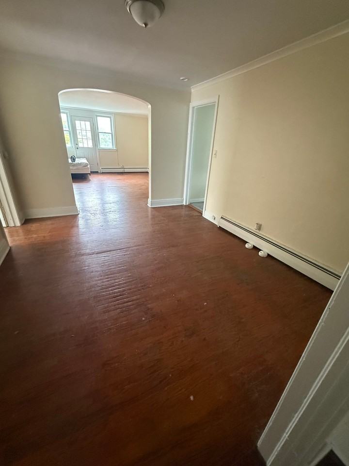 312 Laurens St #3A - Photo 3 of 10