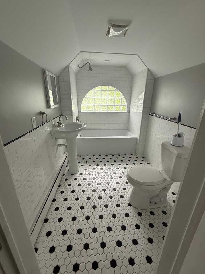 312 Laurens St #3A - Photo 6 of 10