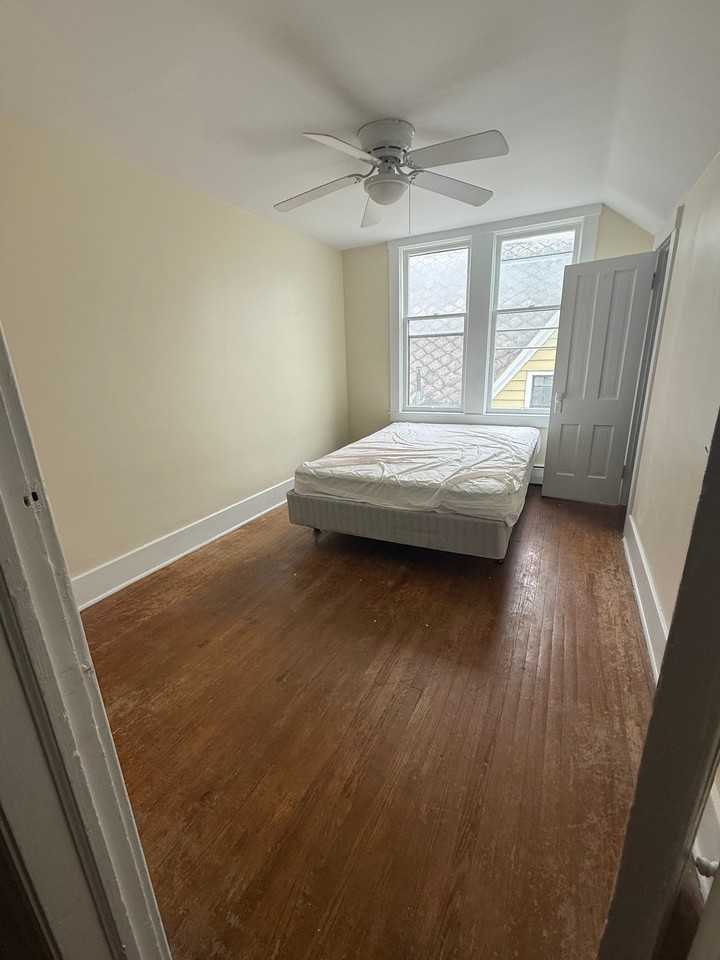 312 Laurens St #3A - Photo 7 of 10