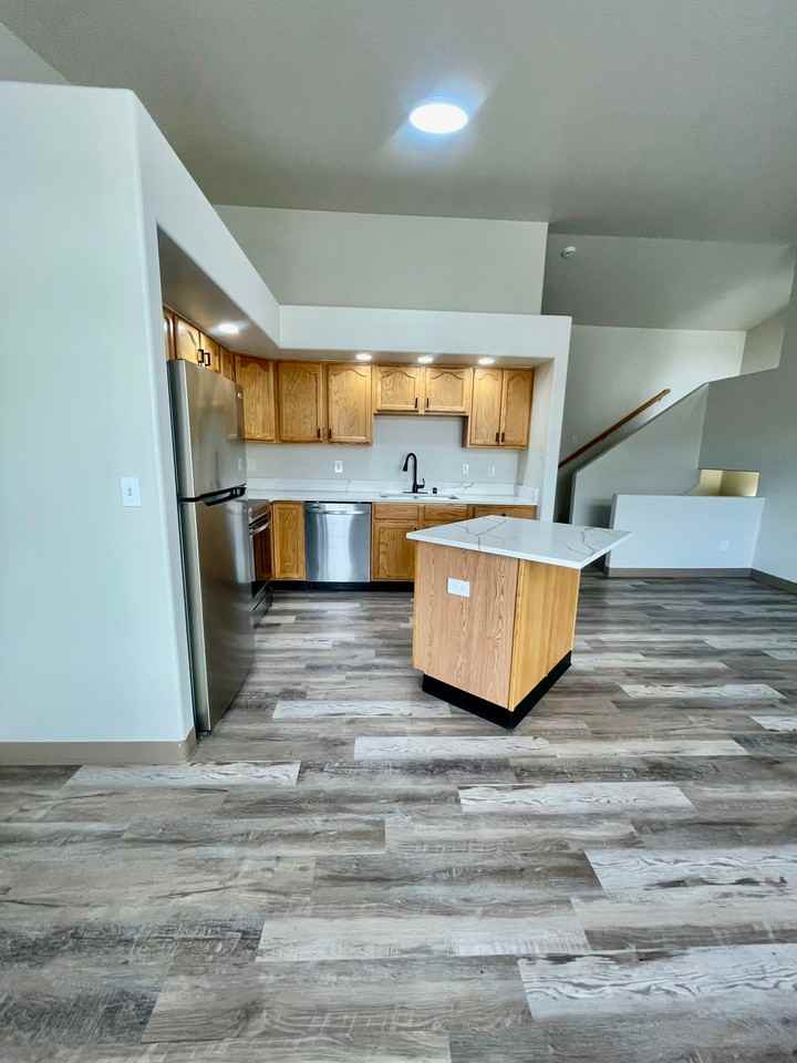 1544 State St #C - Photo 6 of 22
