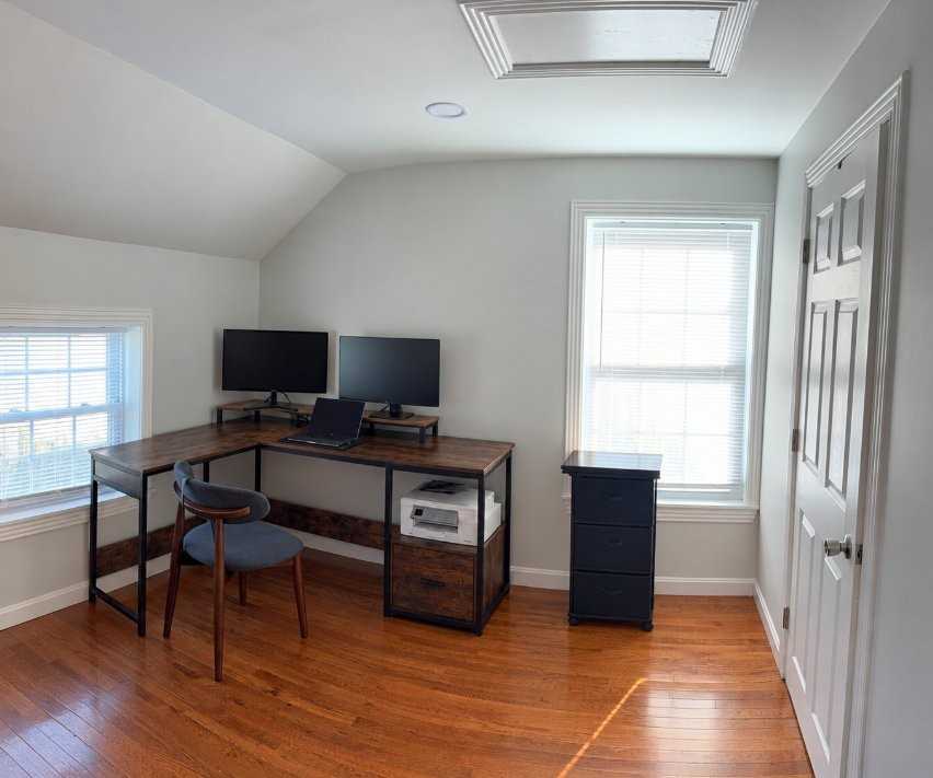 133 W Clifford St #2 - Photo 5 of 8