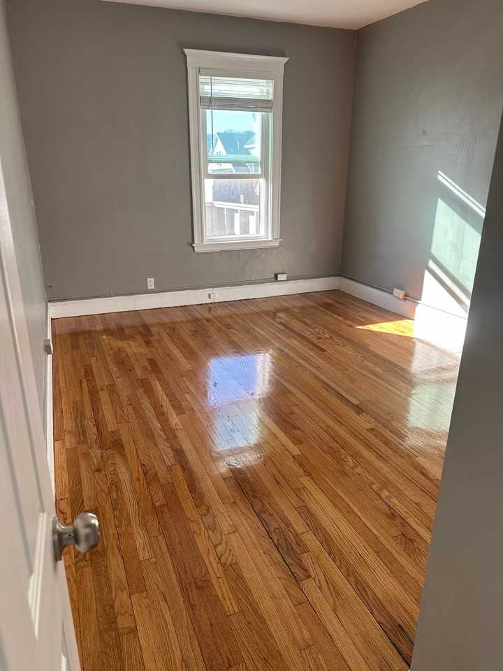 110 Selden St #3 - Photo 2 of 10