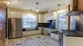 1802 11th Ave S #4 - Photo 1 of 1