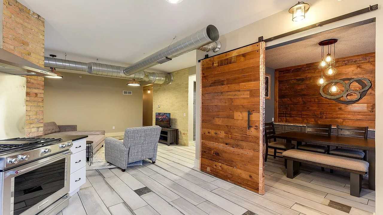 1802 11th Ave S #4 - Photo 4 of 18